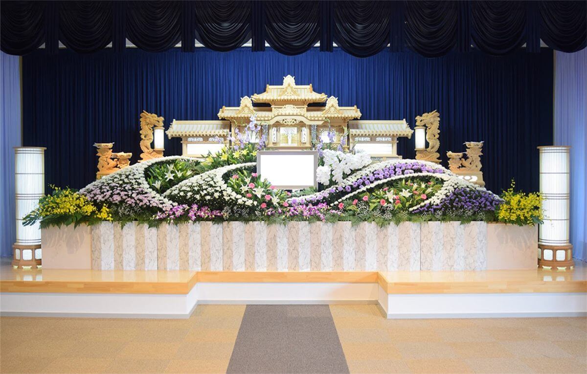 一般葬 135.0万円コースの祭壇